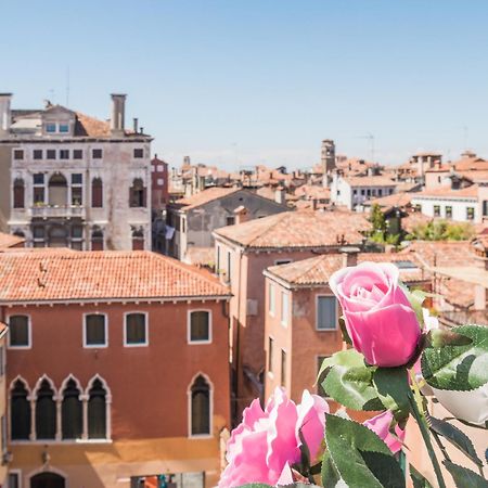 Venice Palace Tintoretto By Wonderful Italy Exterior photo