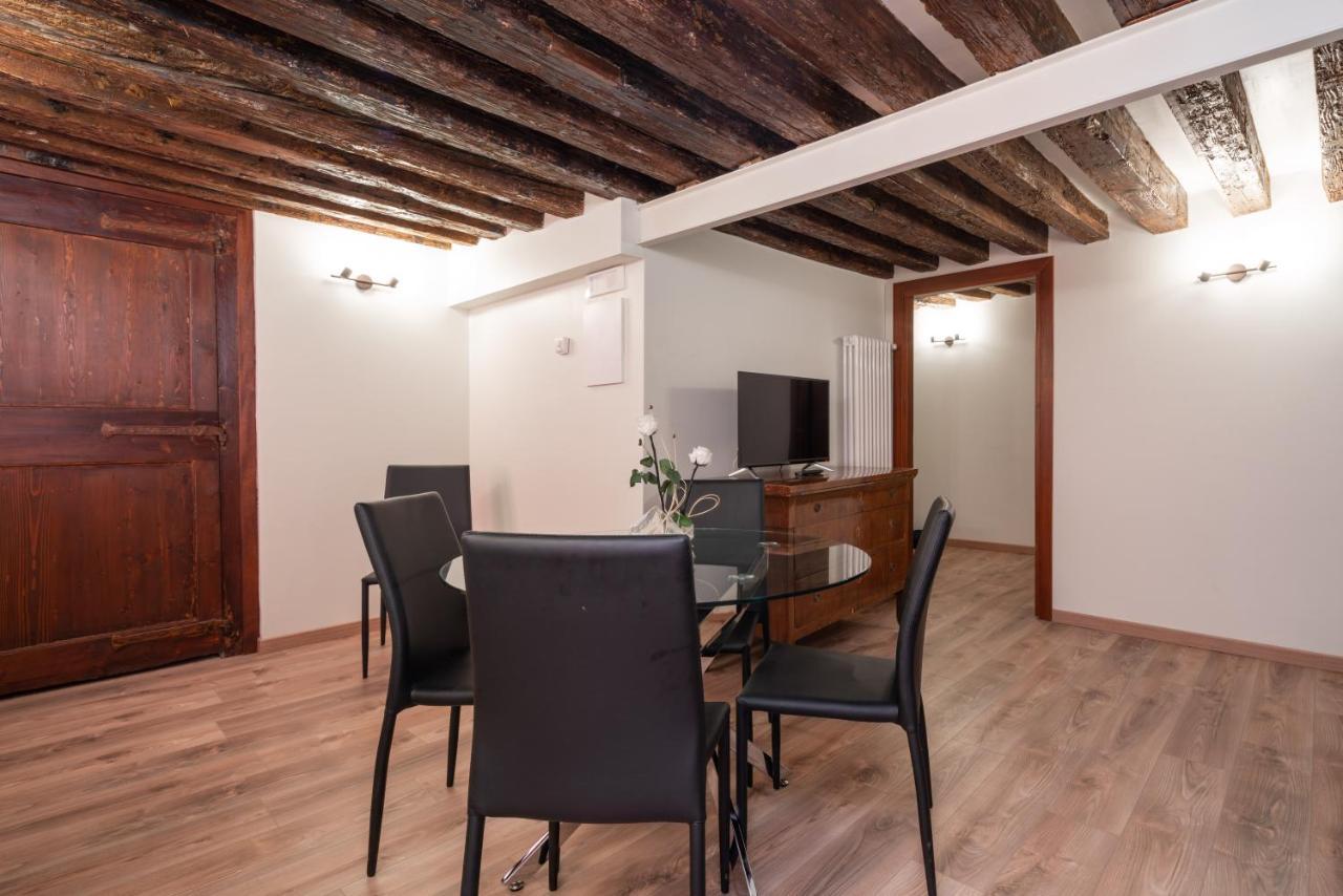 Venice Palace Tintoretto By Wonderful Italy Room photo